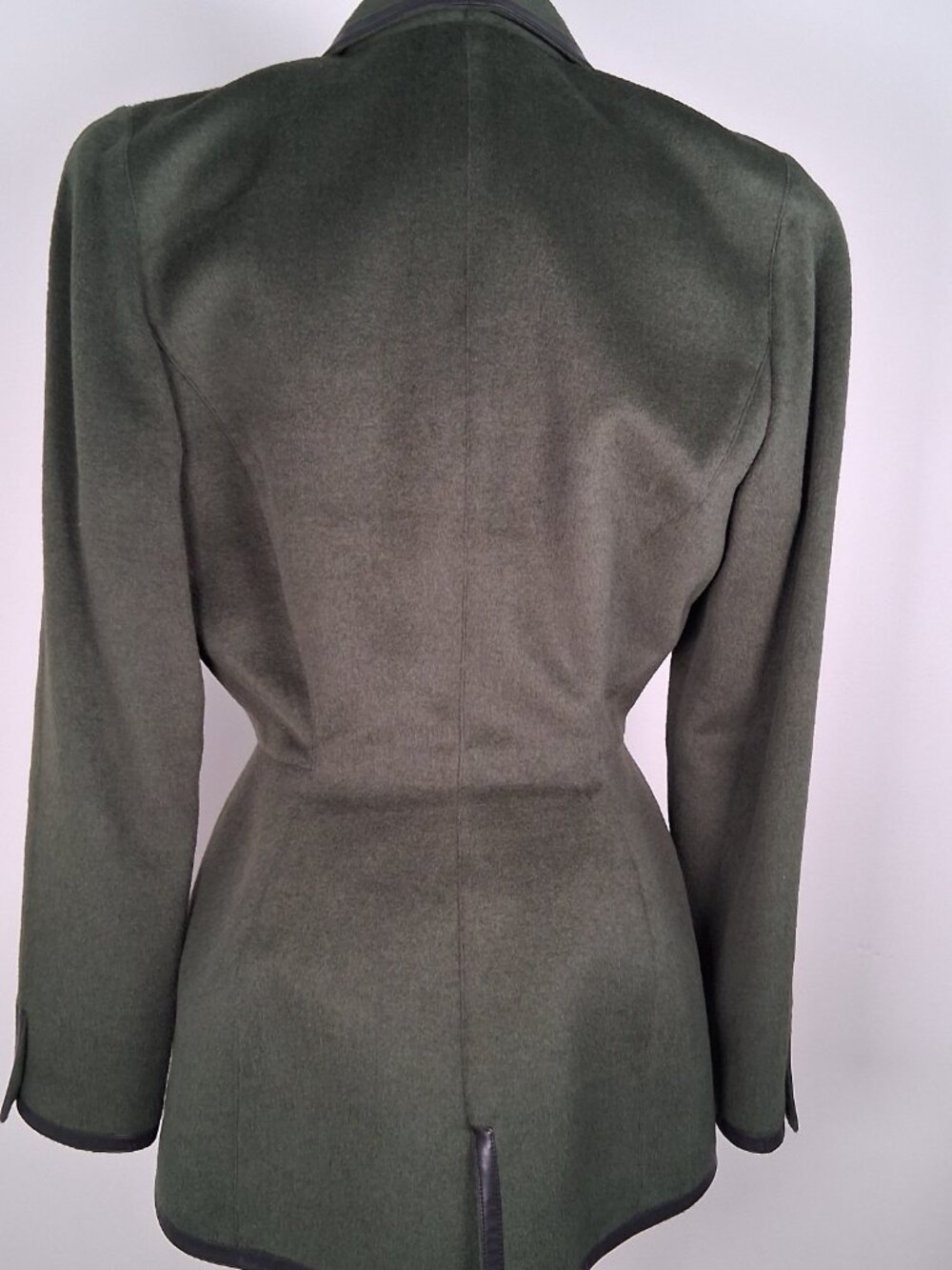 Archival Thierry Mugler Wasp Waist Wool & Leather Trim Jacket size 40 - US 8/10 - Picture 7 of 11